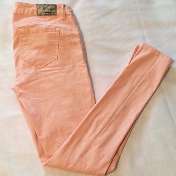 🌸Pink distressed jeans🌸 - Picture 3 of 3