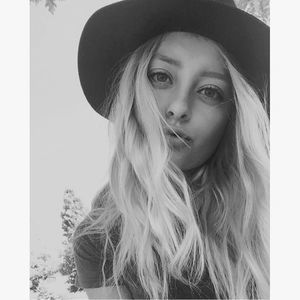 Meet your Posher, Madison