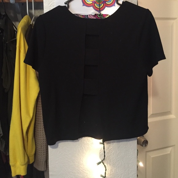 Crop shirt