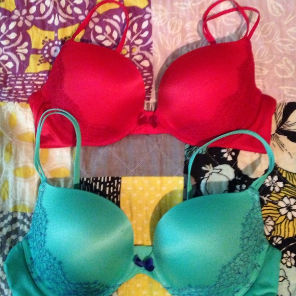 Victoria Secret very sexy push-up bras