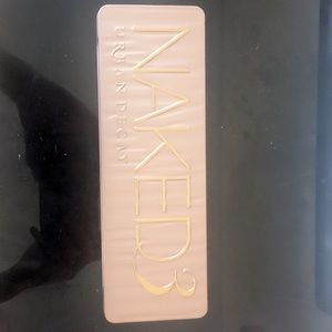 Urban Decay Naked3 eyeshadow