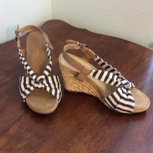 Aerosols sling back sandals