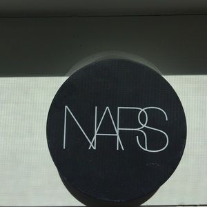Nars translucent crystal setting powder