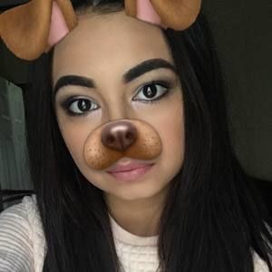 Meet your Posher, Abigail