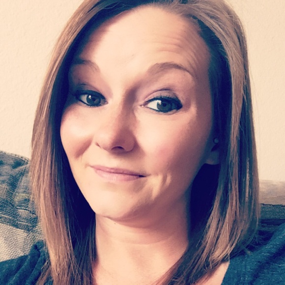 Meet your Posher, Chelsea - Picture 2 of 2