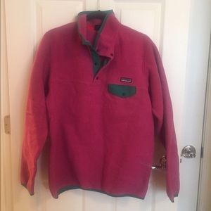 Magenta and Teal Patagonia fleece pullover. Size L