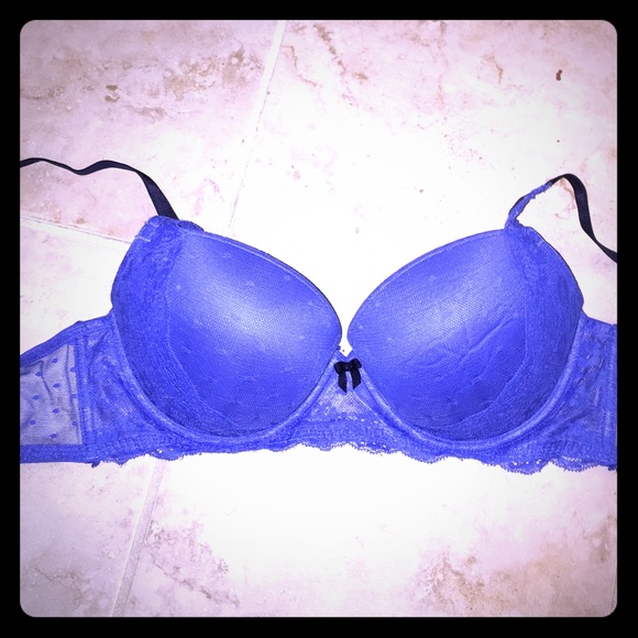 Aerie 36D Gel push-up. Dark blue lace push-up.