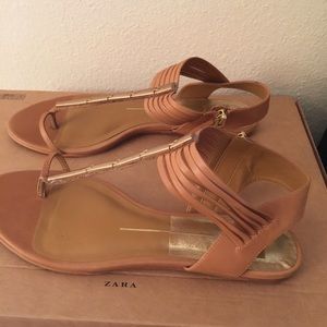 Dolce Vita Tan/Gold Sandals