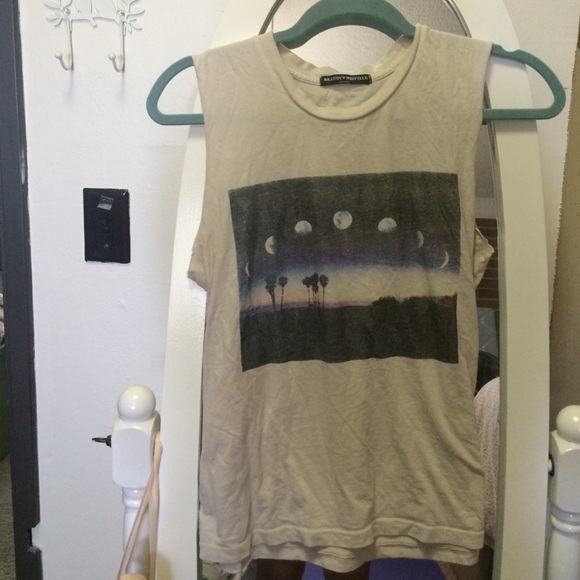 Brandy Melville graphic tank