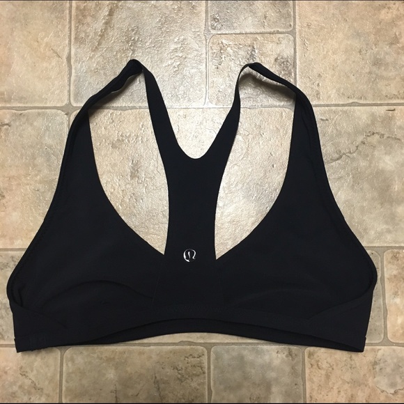 *SOLD on ♏️* Lululemon swim top - Picture 2 of 4