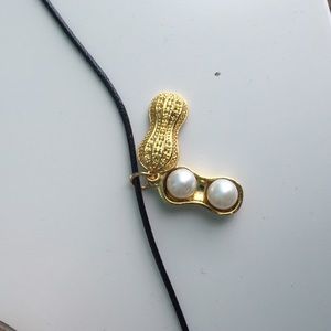 Super cute peanut necklace