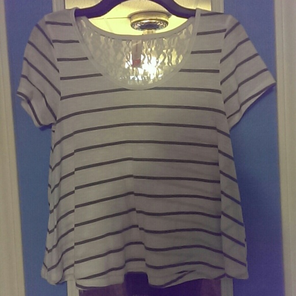 Semi crop top