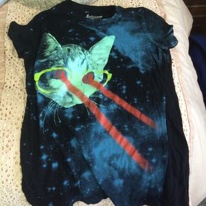Threadless graphic cat tee