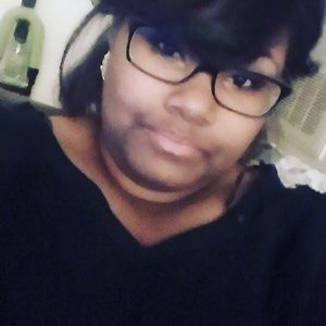 Meet your Posher, Shade