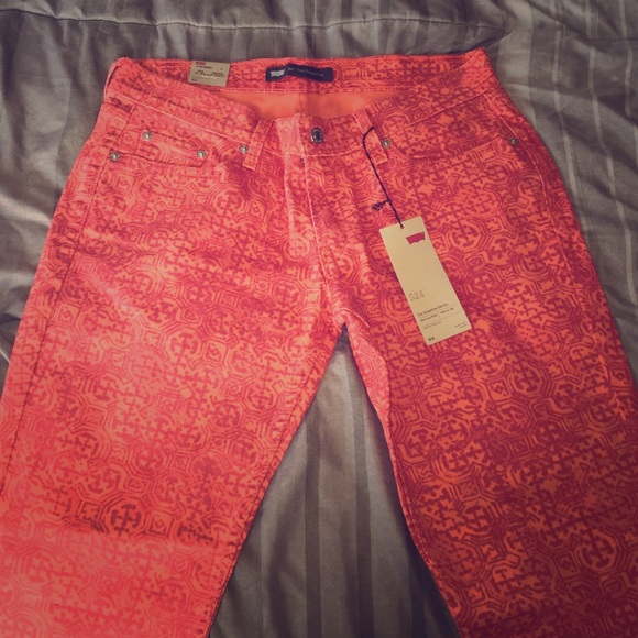 Aztec print Levi 524 skinny jeans Sz. 11