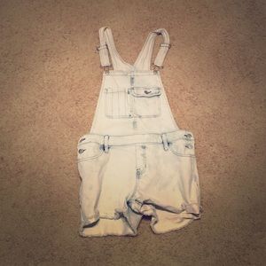 Cute short overalls