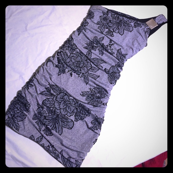 Forever 21 Dresses & Skirts - ✨Detailed Beautiful Dress