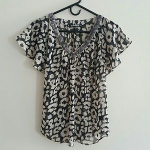 Express black and tan blouse