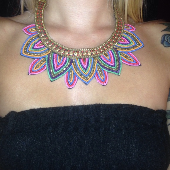 Multi colored necklace