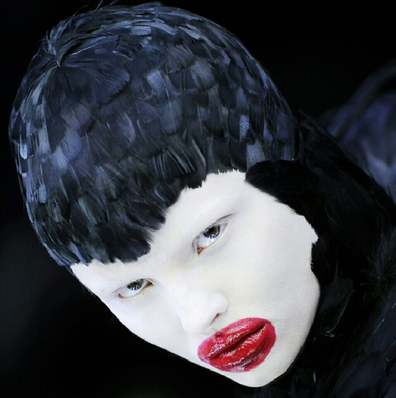 Take a Peek Inside this Closet - Picture 2 of 4