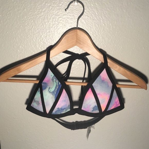 push-up triangle PINK worn once💖