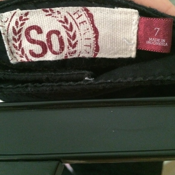 Shorts - Picture 4 of 4