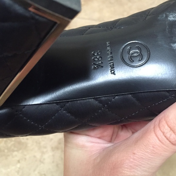 Chanel - Picture 4 of 4