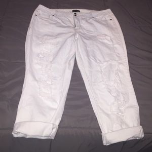 Distressed Boyfriend Jeans