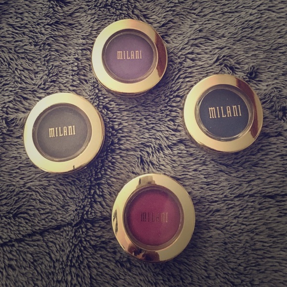 Milani eyeshadow bundle