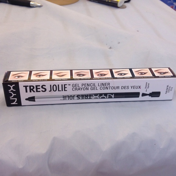 NYX Cosmetics Tres Jolie Gel Pencil Liner - Picture 1 of 2