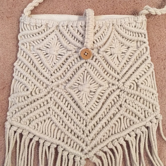 Fringe bag - Picture 2 of 3
