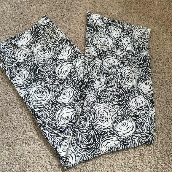 Black and white printed palazzo pant