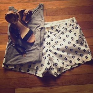 ✂️price cut✂️Sweet geometric print shorts!