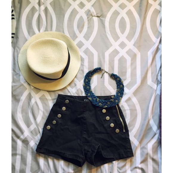 Guess high waisted shorts