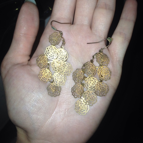 Gold earrings
