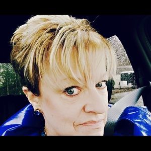 Meet your Posher, Paula