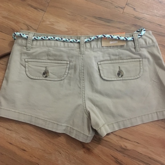 NWT Mossimo Shorts with belt😸 - Picture 3 of 3