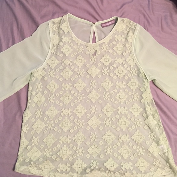 Sheer juniors boutique shirt