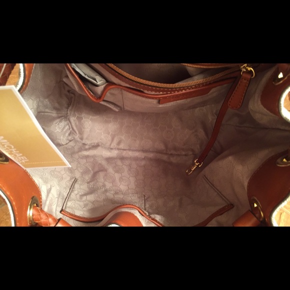 (SOLD) Michael Kors PVC Large Gathered Bag - Picture 2 of 4