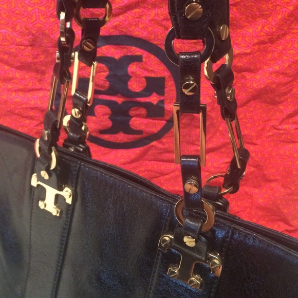 Tory Burch AUTHENTIC BLACK SHOULDER BAG - Picture 4 of 4