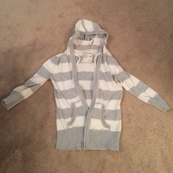 Zip up sweater