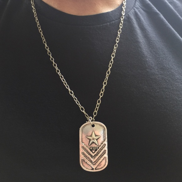 Men's silver Military chevron with crucifix NWOT - Picture 1 of 4