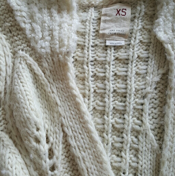 Vest - Picture 3 of 4