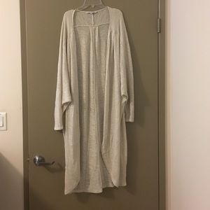 Long cream sweater 👌🏼