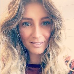 Meet your Posher, Michele