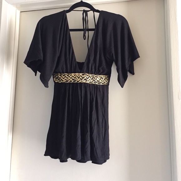 Sky Tops - Black sky top with gold belt