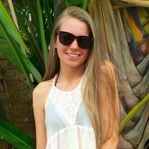 Meet your Posher, Kelsey