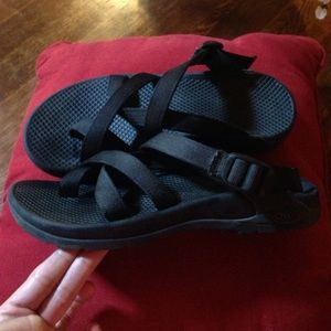 Women's black Chacos