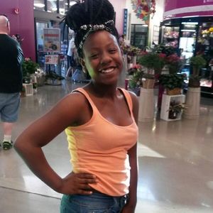 Meet your Posher, Nyla