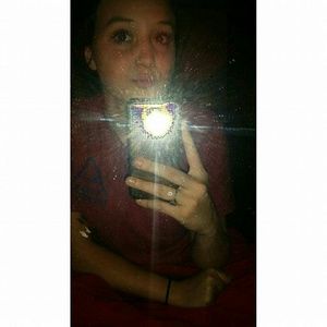 Meet your Posher, Kayla